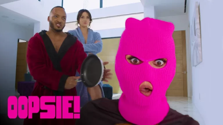 Passamontagna Bandito – Korra Del Rio, Dillon Diaz, Charlotte Sins